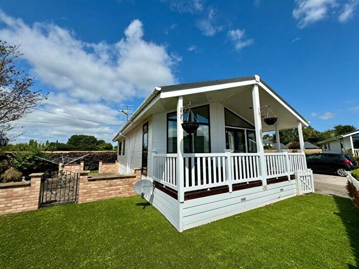 2 Bedroom Park Home For Sale In Portskewett, Caldicot, NP26