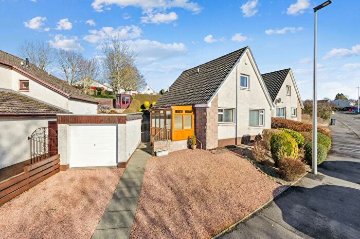 3 Bedroom Detached House For Sale In Cedar Drive, Perth, PH1
