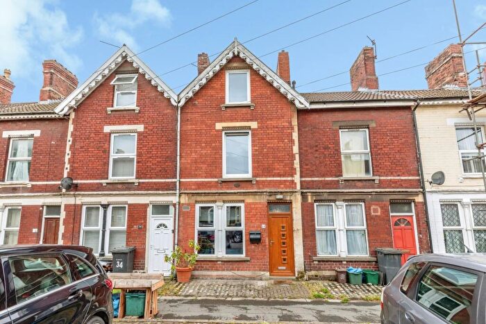 3 Bedroom Terraced House For Sale In Richmond Terrace, Bristol, Avon, BS11