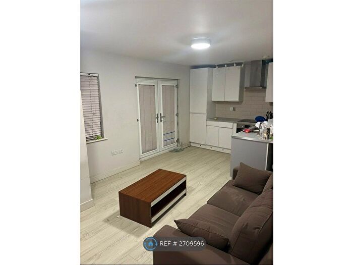 1 Bedroom Flat To Rent In Eltham High Street, London, SE9