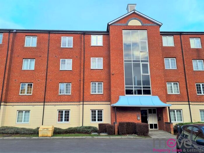 2 Bedroom Flat To Rent In Great Western Road, Gloucester GL1