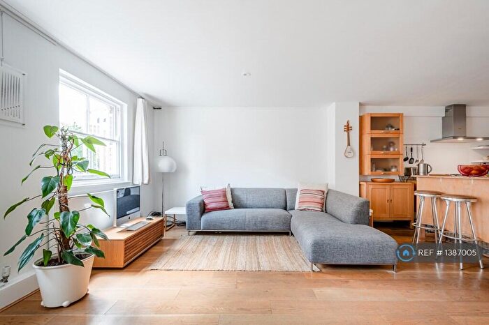 2 Bedroom Flat To Rent In Broadway Market, Hackney, London, E8