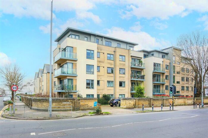 1 Bedroom Apartment To Rent In New Church Road, Hove, East Sussex, BN3