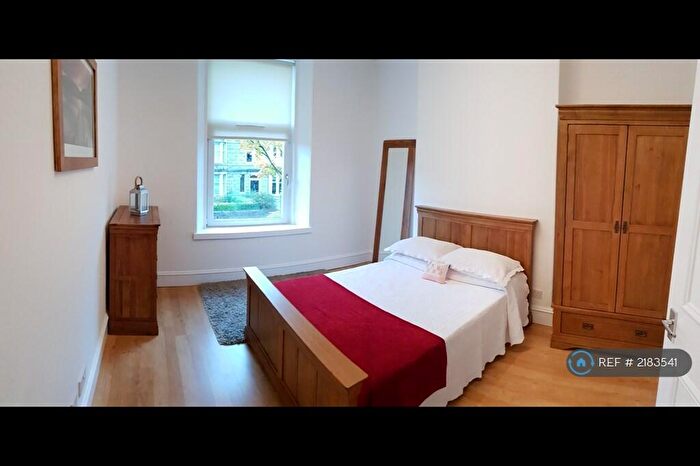 2 Bedroom Flat To Rent In Forest Avenue, Aberdeen, AB15