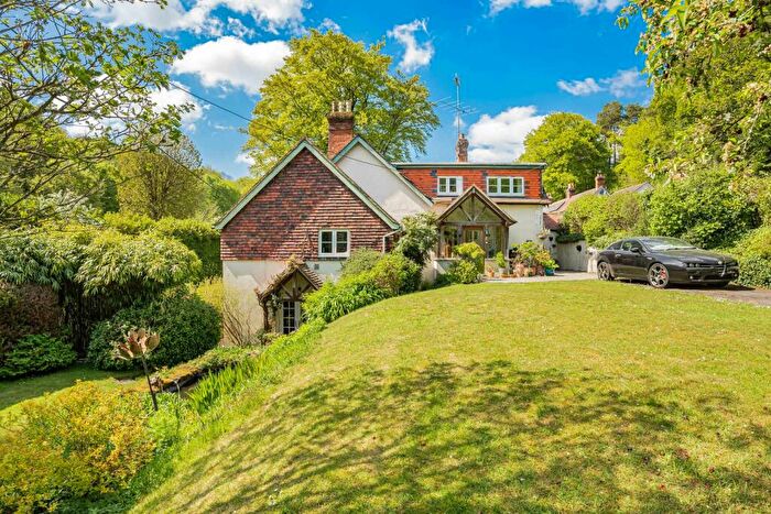 4 Bedroom Detached House For Sale In Fullers Vale, Headley Down, Hampshire, GU35