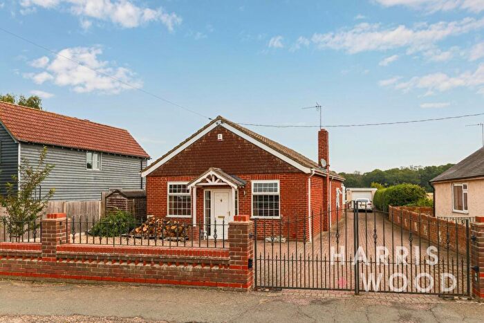 3 Bedroom Detached Bungalow For Sale In Weeley, Clacton Road, Clacton-on-sea, CO16