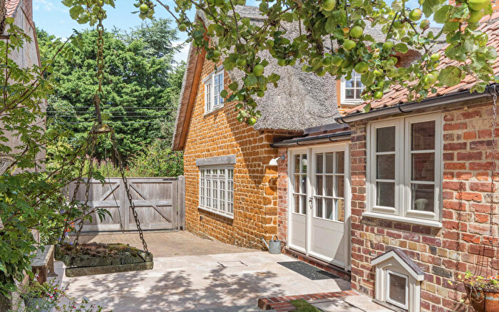 3 Bedroom Detached House For Sale In Main Street, Nottingham, NG13