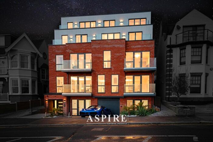 2 Bedroom Penthouse For Sale In Video Presentation Inside - The Penthouse Grand Parade, Leigh-On-Sea, SS9