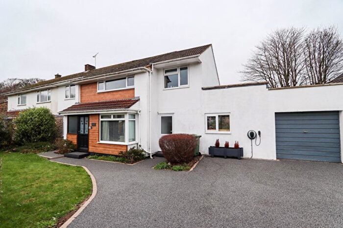 4 Bedroom Semi-Detached House For Sale In Castlewood Close, Clevedon, BS21