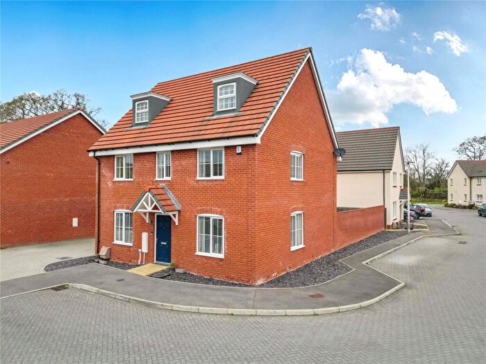 5 Bedroom Detached House For Sale In Shipridge Drive, Spencers Wood, Reading, Berkshire, RG7