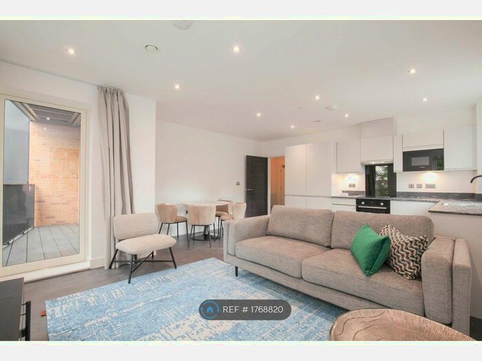 2 Bedroom Flat To Rent In Kew Bridge Road, Brentford, TW8