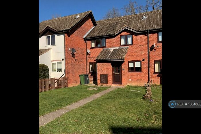 2 Bedroom Terraced House To Rent In Pettys Brook Road, Chineham, Basingstoke, RG24