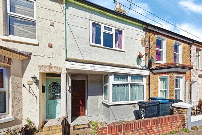 2 Bedroom Terraced House For Sale In Grosvenor Road, Ramsgate, Kent, CT11