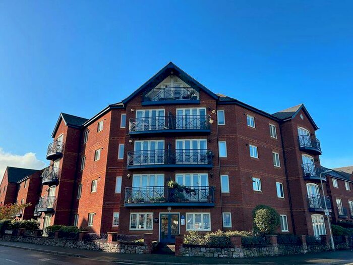 2 Bedroom Apartment To Rent In Quayside, EX2