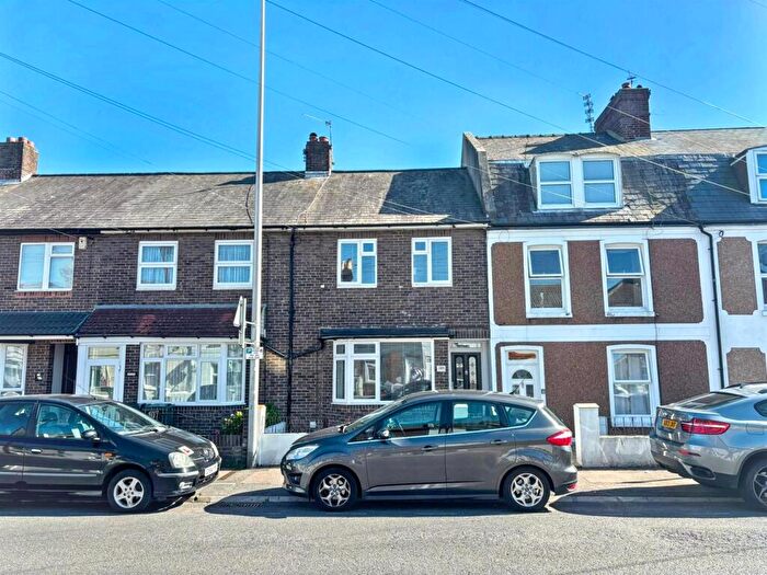 3 Bedroom Terraced House For Sale In Ashford Road, Eastbourne, BN21