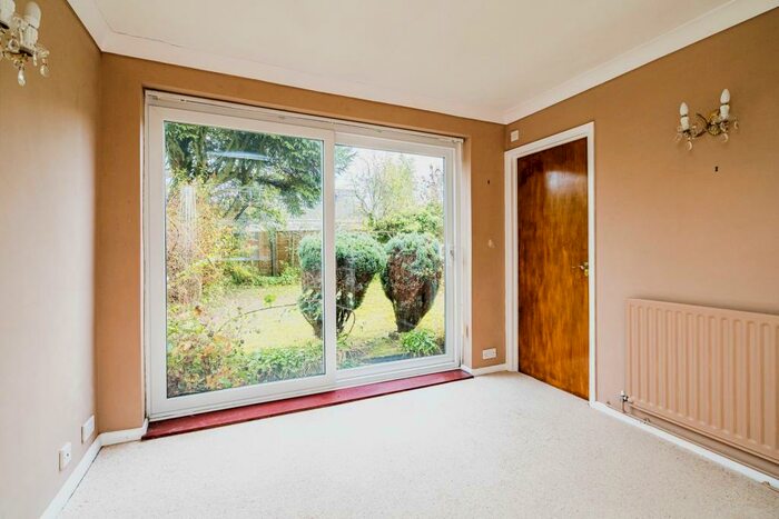 3 Bedroom Semi-Detached House For Sale In Waverley Crescent, Romsley, Halesowen, B62