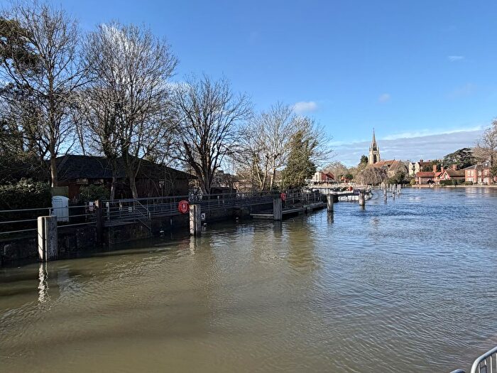 5 Bedroom Property For Sale In Beresford, Lock Island, Mill Road, Marlow, Buckinghamshire, SL7