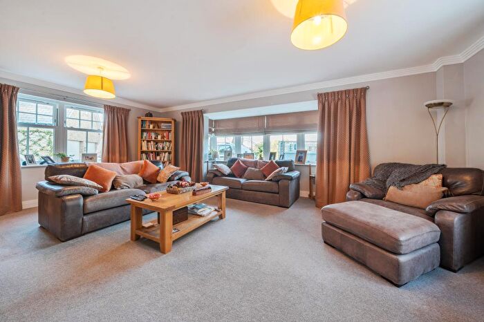 7 Bedroom Detached House For Sale In Cumnor Hill, Oxford, OX2