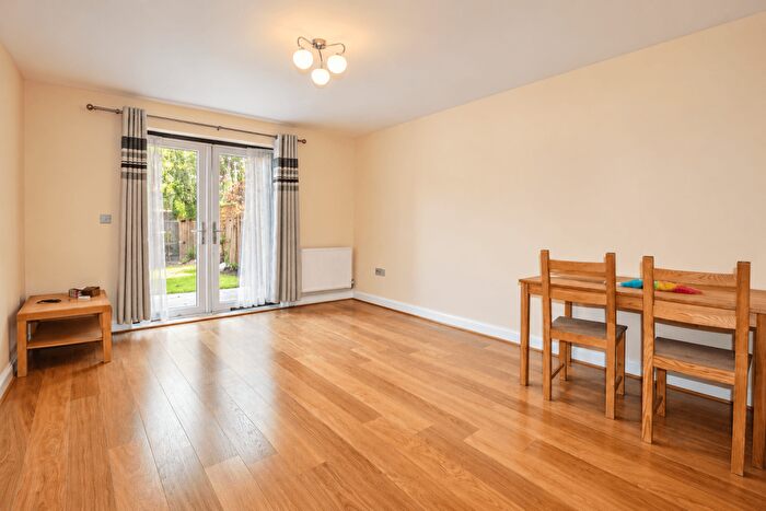 2 Bedroom Flat For Sale In Mornington Close, Colindale, London, NW9