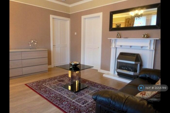 2 Bedroom Flat To Rent In Balgreen Gardens, Edinburgh, EH12