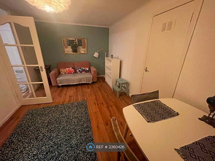 1 Bedroom Flat To Rent In Cumberland Street, Glasgow, G5