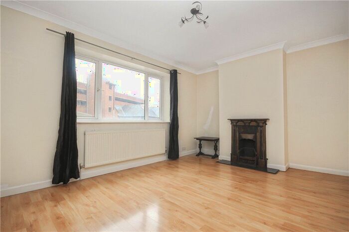 1 Bedroom Flat To Rent In London Road, Mitcham, CR4