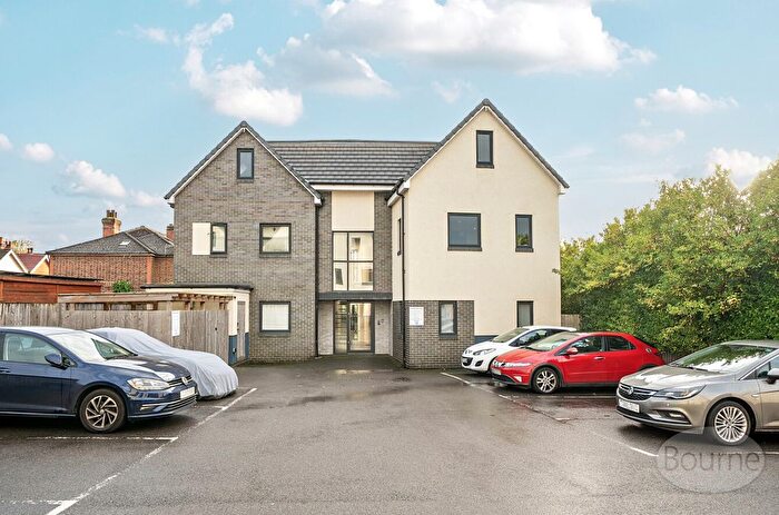 2 Bedroom Flat For Sale In Onslow Road, Guildford, Surrey, GU1