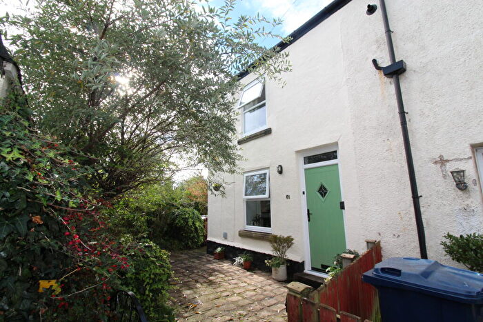 3 Bedroom Cottage For Sale In Dunkirk Lane, Leyland, Lancashire, PR25