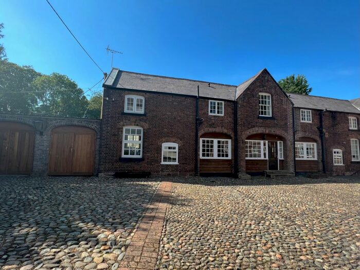 3 Bedroom Barn Conversion To Rent In Chorlton Lane, Chorlton-By-Backford, Chester, CH2