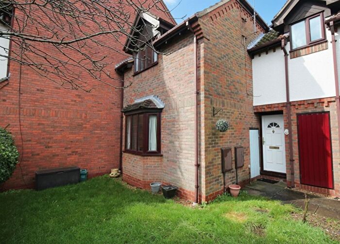 2 Bedroom Property For Sale In Carvers Croft, Woolmer Green, Knebworth, SG3