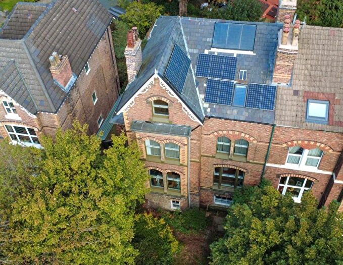 6 Bedroom Semi-Detached House For Sale In Shrewsbury Road, Oxton, CH43