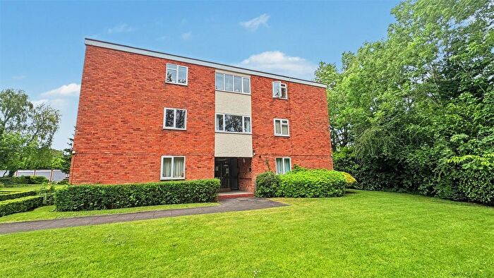 1 Bedroom Flat For Sale In Millmead Lodge, Moseley, B13