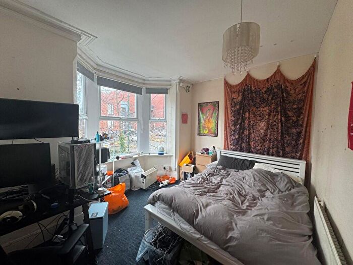 5 Bedroom Semi-Detached House To Rent In Willoughby Avenue, Nottingham, Nottinghamshire, NG7