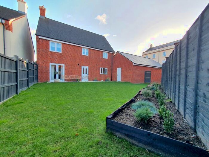 4 Bedroom Detached House For Sale In Stearman Road, Coopers Edge