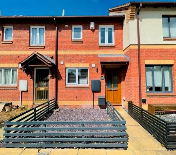 2 Bedroom House To Rent In Sawyers Court, Clevedon, BS21