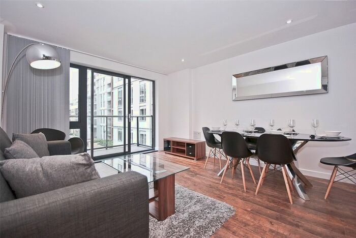 2 Bedroom Flat To Rent In Lindfield Street, London, E14