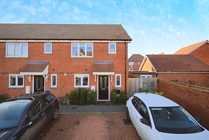 2 Bedroom End Of Terrace House For Sale In Queens Drive, Ringmer, Lewes, East Sussex, BN8