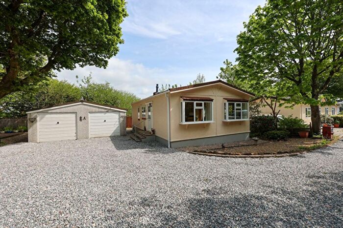 2 Bedroom Park Home For Sale In Mountlea Country Park, Par, PL24