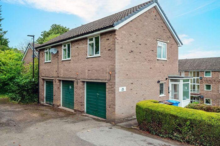 2 Bedroom Flat For Sale In Dobbin Hill, Greystones, S11