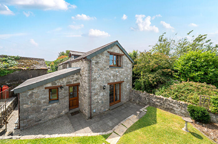 2 Bedroom Detached House For Sale In Hendra Road, St. Dennis, St. Austell, Cornwall, PL26