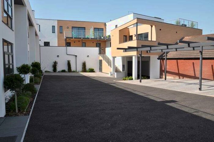 2 Bedroom Property To Rent In St Thomas, EX2