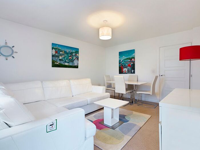 2 Bedroom Flat For Sale In Bellerphon Court, Pentrechwyth, Swansea, SA1