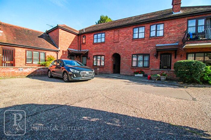 3 Bedroom Apartment To Rent In Victoria Court, Lexden Road, Colchester, Essex, CO3