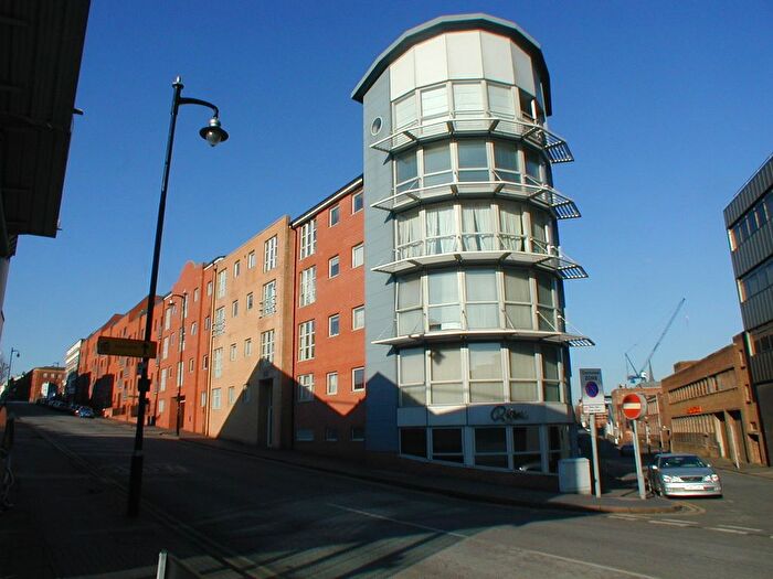 1 Bedroom Property To Rent In Hallmark Apartments, Birmingham, B1