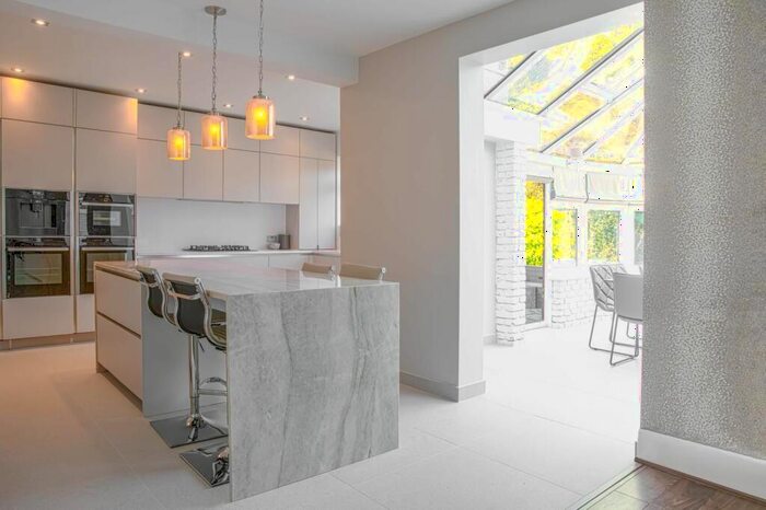 5 Bedroom Semi-Detached House To Rent In Downes Court, London, N21