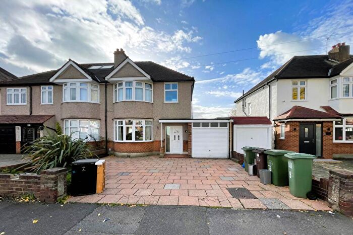 3 Bedroom Semi Detached House To Rent In Ebbisham Road, Worcester Park, KT4