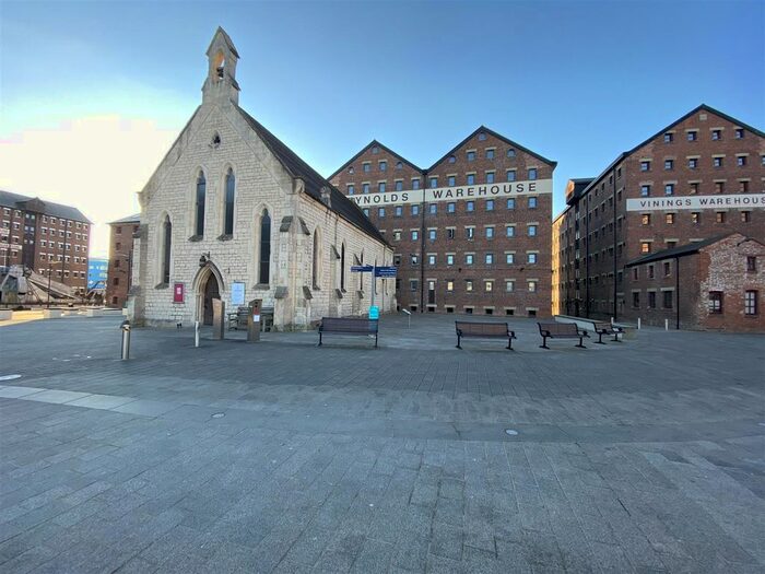 2 Bedroom Flat To Rent In The Docks, Gloucester, GL1