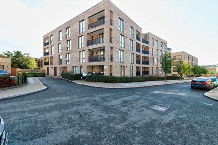 2 Bedroom Flat For Sale In Flat, Aphrodite Court, Barnet, EN5