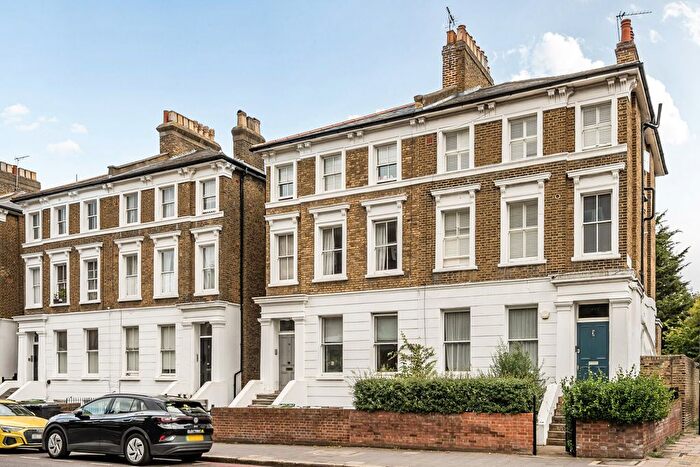 1 Bedroom Flat For Sale In Stockwell Road, London, SW9