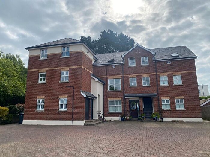 3 Bedroom Flat To Rent In Rosepark, Upper Newtownards Road, Belfast, BT5